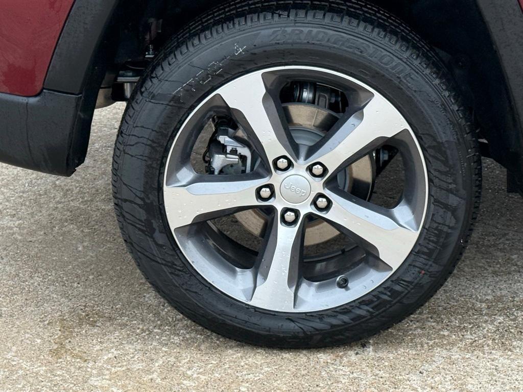 new 2025 Jeep Grand Cherokee car, priced at $46,757