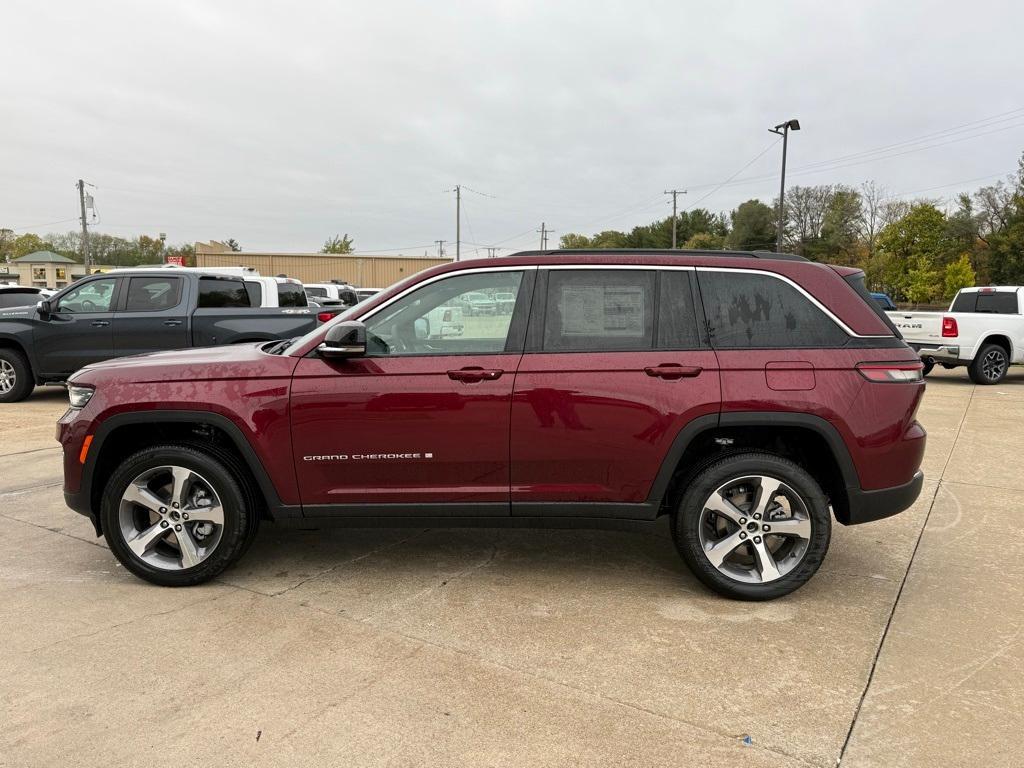 new 2025 Jeep Grand Cherokee car, priced at $46,757