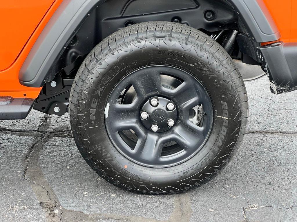 new 2025 Jeep Wrangler car, priced at $41,835