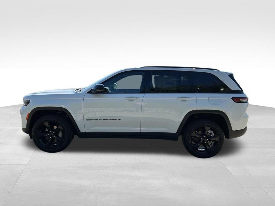 new 2024 Jeep Grand Cherokee car, priced at $47,863