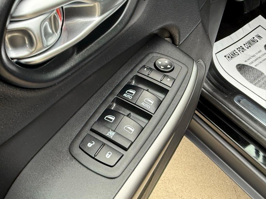 used 2019 Jeep Cherokee car, priced at $16,813