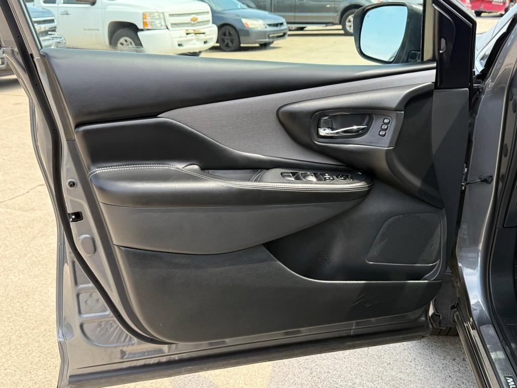 used 2023 Nissan Murano car, priced at $25,999