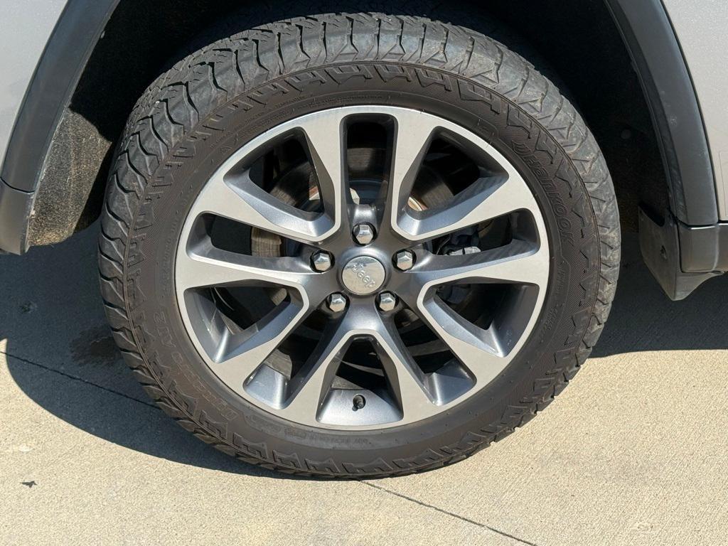 used 2018 Jeep Grand Cherokee car, priced at $16,981