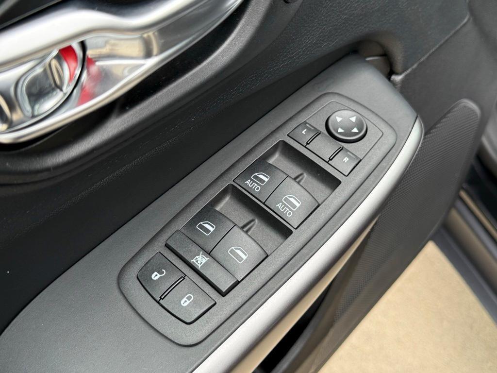 used 2022 Jeep Cherokee car, priced at $26,650