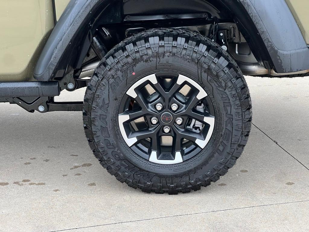 new 2025 Jeep Gladiator car, priced at $55,760