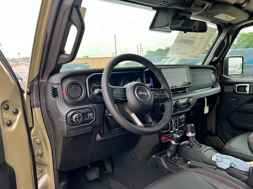 new 2025 Jeep Gladiator car, priced at $55,760