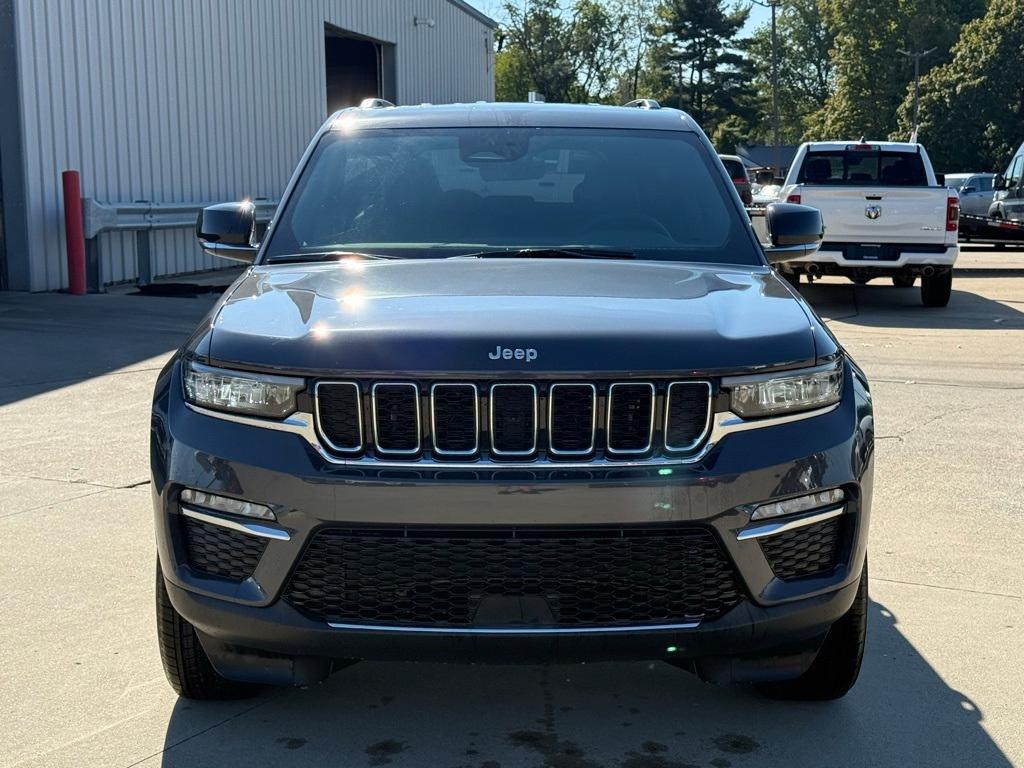 new 2025 Jeep Grand Cherokee car, priced at $44,451