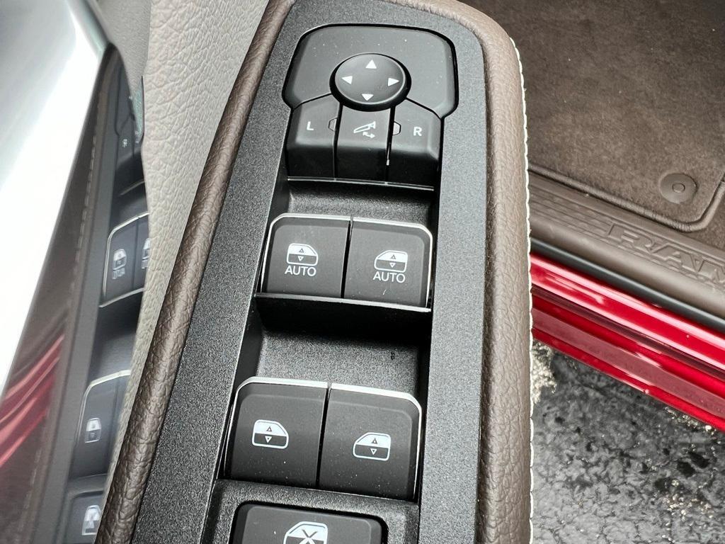 new 2025 Ram 1500 car, priced at $60,956