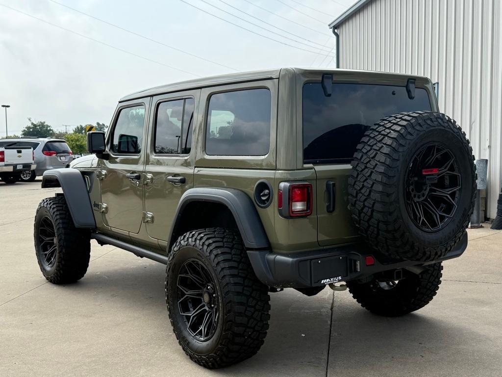 new 2025 Jeep Wrangler car, priced at $75,721