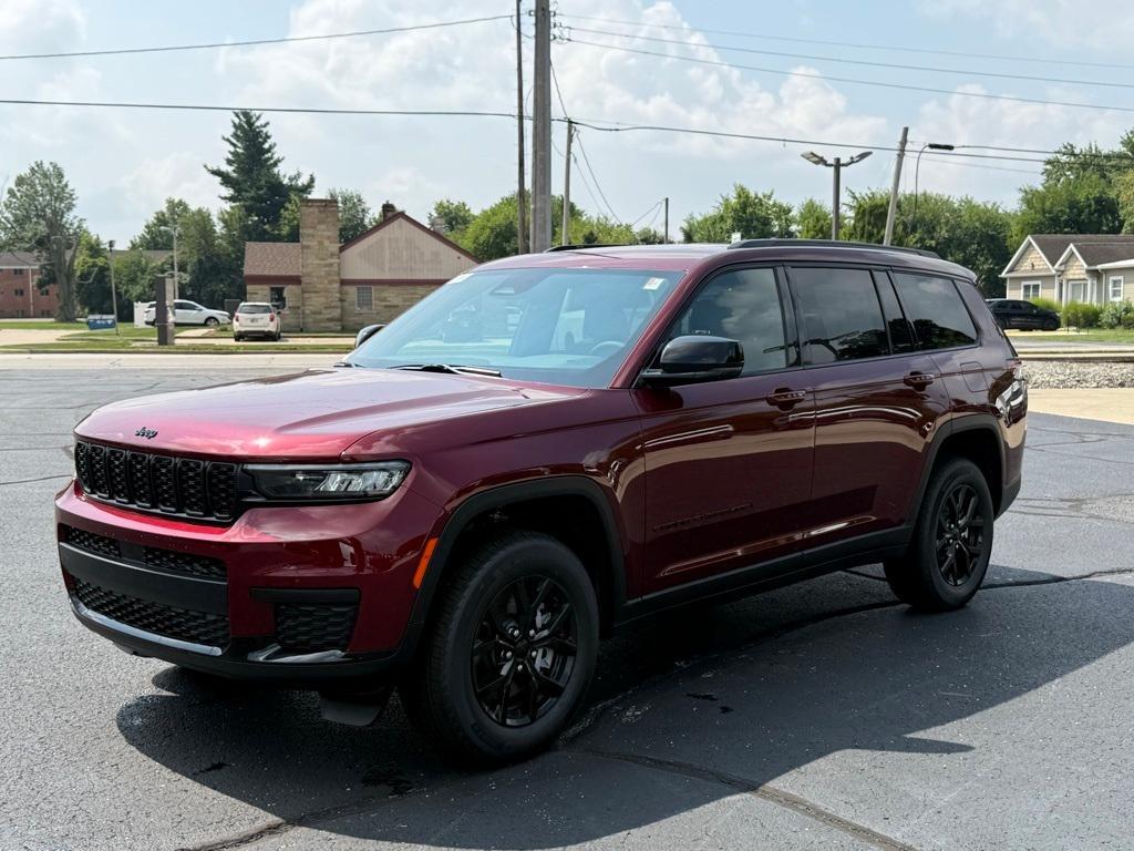 new 2025 Jeep Grand Cherokee L car, priced at $42,282