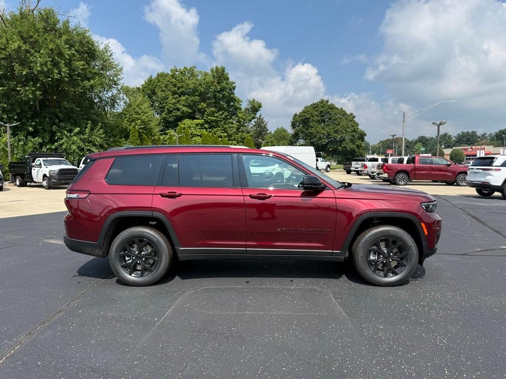 new 2025 Jeep Grand Cherokee L car, priced at $42,282