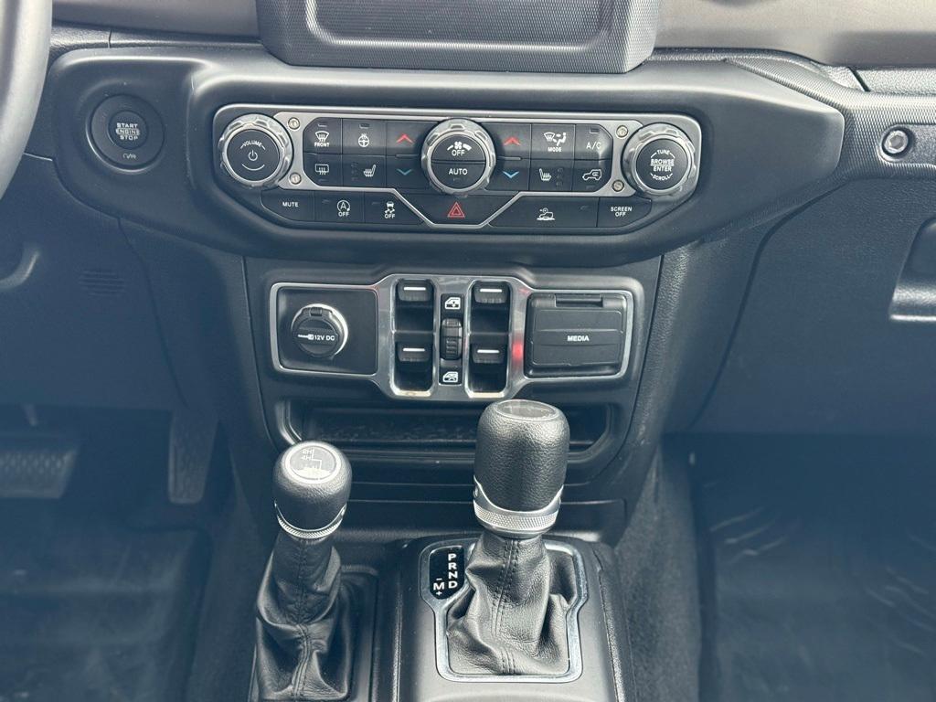 used 2021 Jeep Gladiator car, priced at $27,981