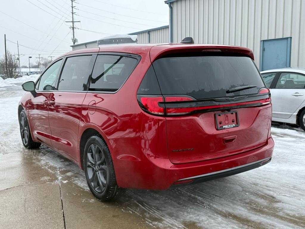 new 2026 Chrysler Pacifica car, priced at $40,767