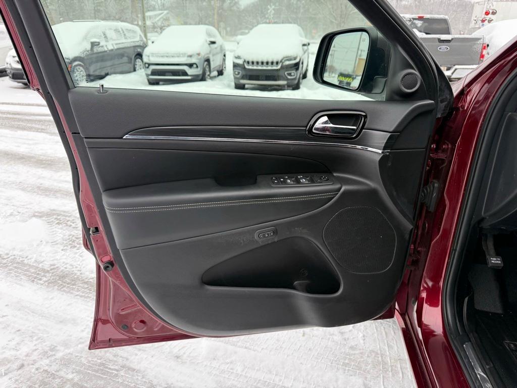 used 2021 Jeep Grand Cherokee car, priced at $26,981