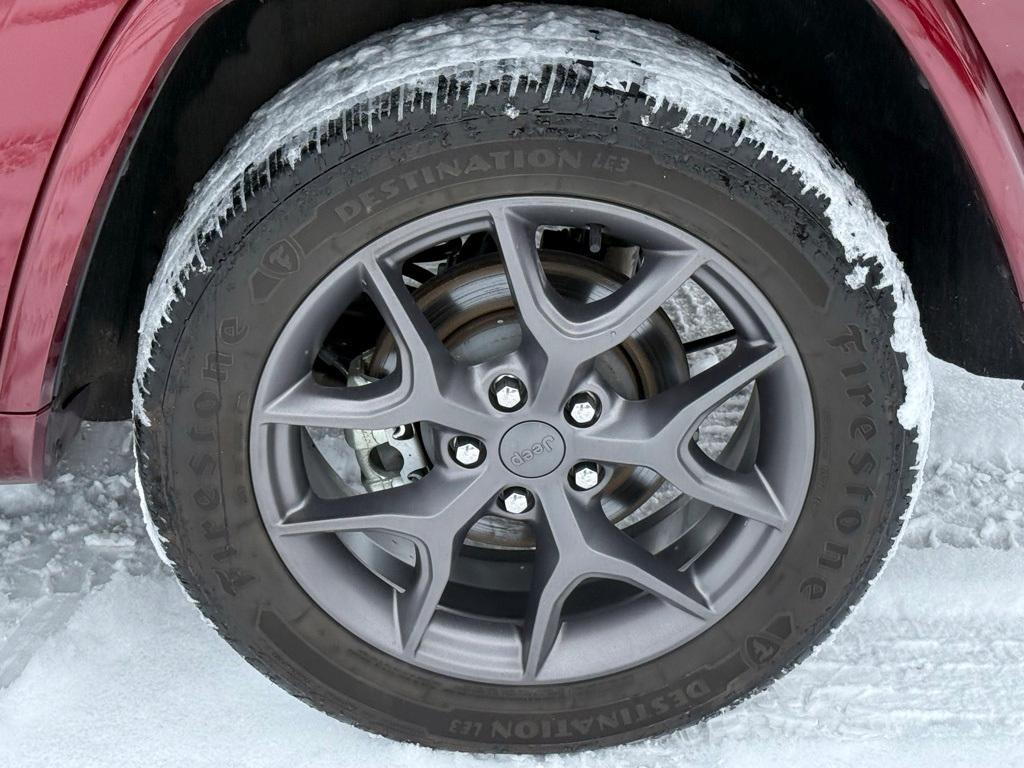 used 2021 Jeep Grand Cherokee car, priced at $26,981