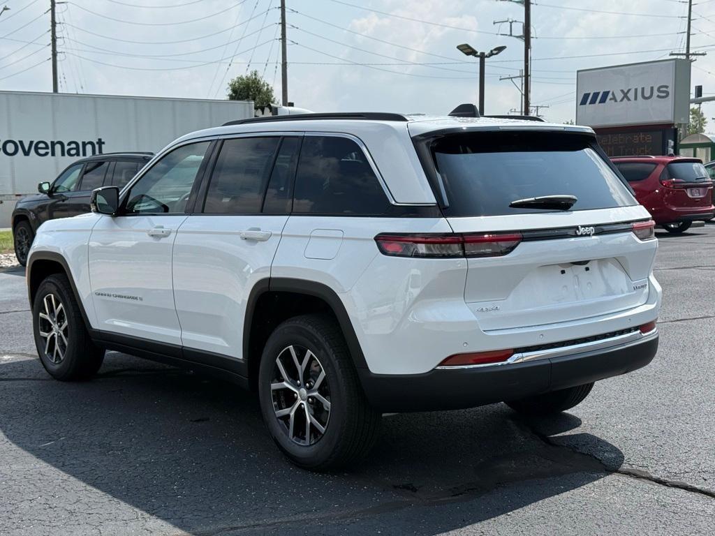 new 2025 Jeep Grand Cherokee car