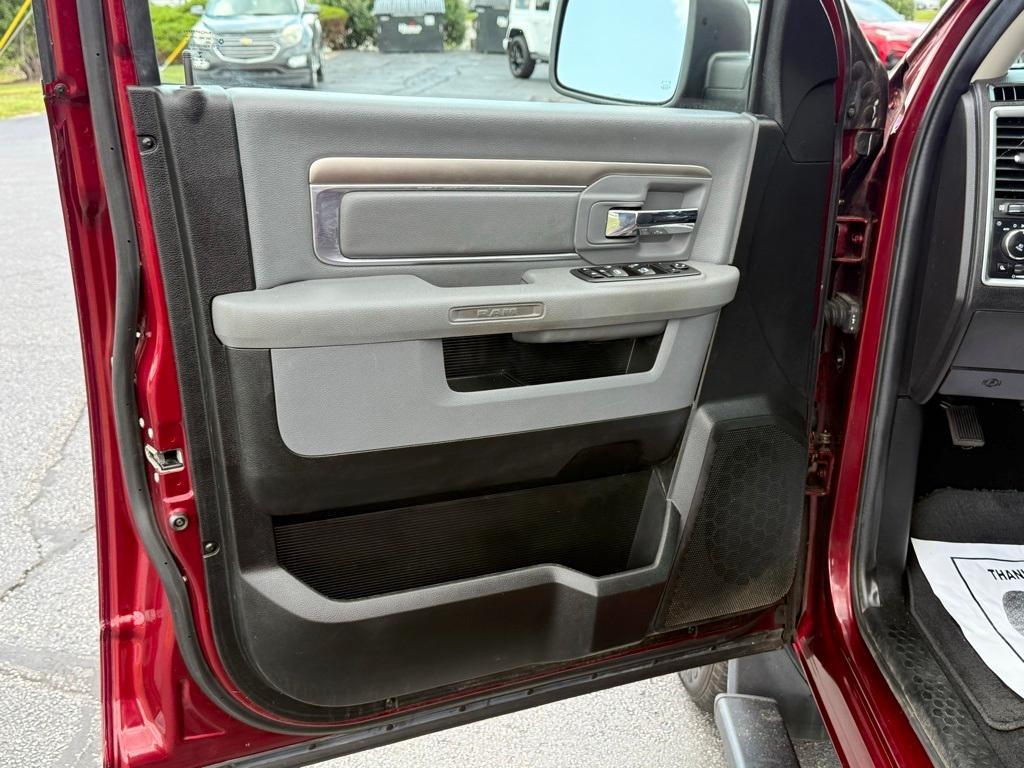 used 2019 Ram 1500 Classic car, priced at $26,981