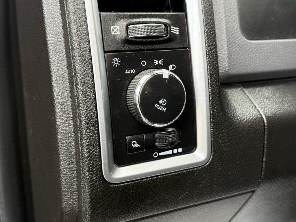 used 2019 Ram 1500 Classic car, priced at $26,981