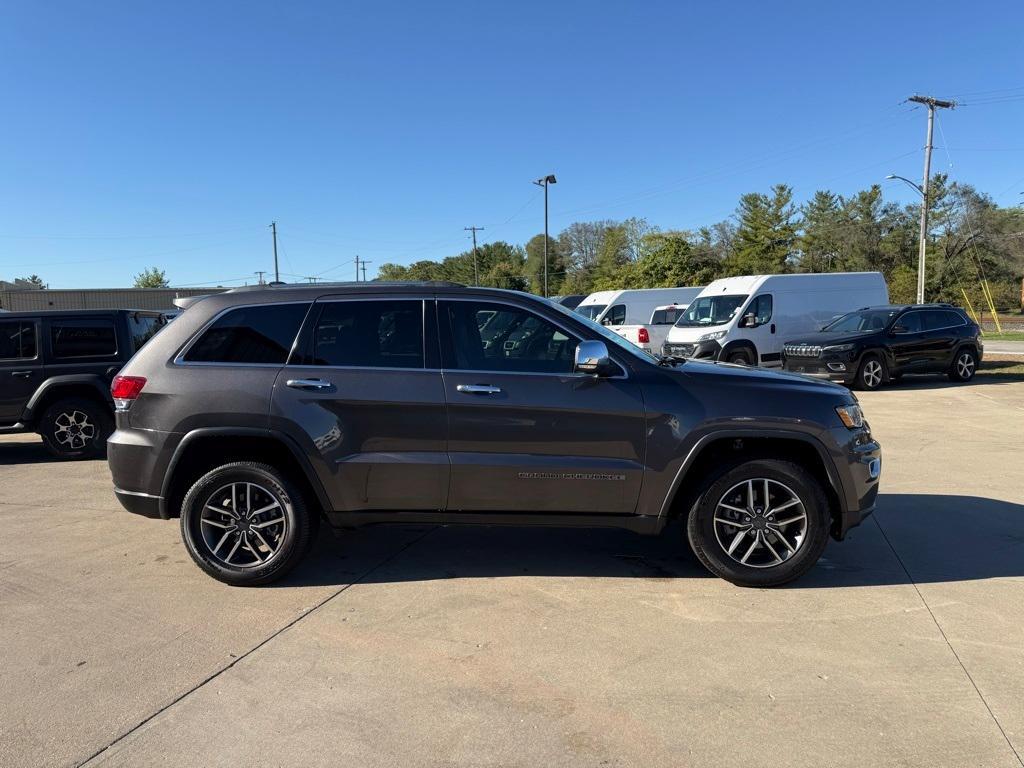 used 2020 Jeep Grand Cherokee car, priced at $22,396