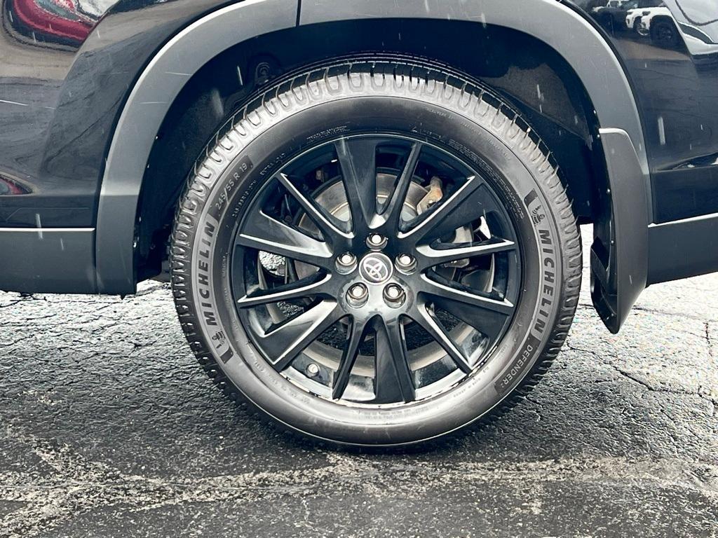 used 2019 Toyota Highlander car, priced at $25,830