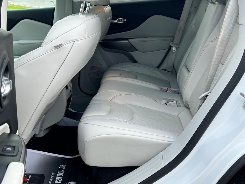 used 2021 Jeep Cherokee car, priced at $22,976
