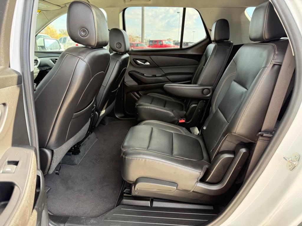 used 2021 Chevrolet Traverse car, priced at $23,225