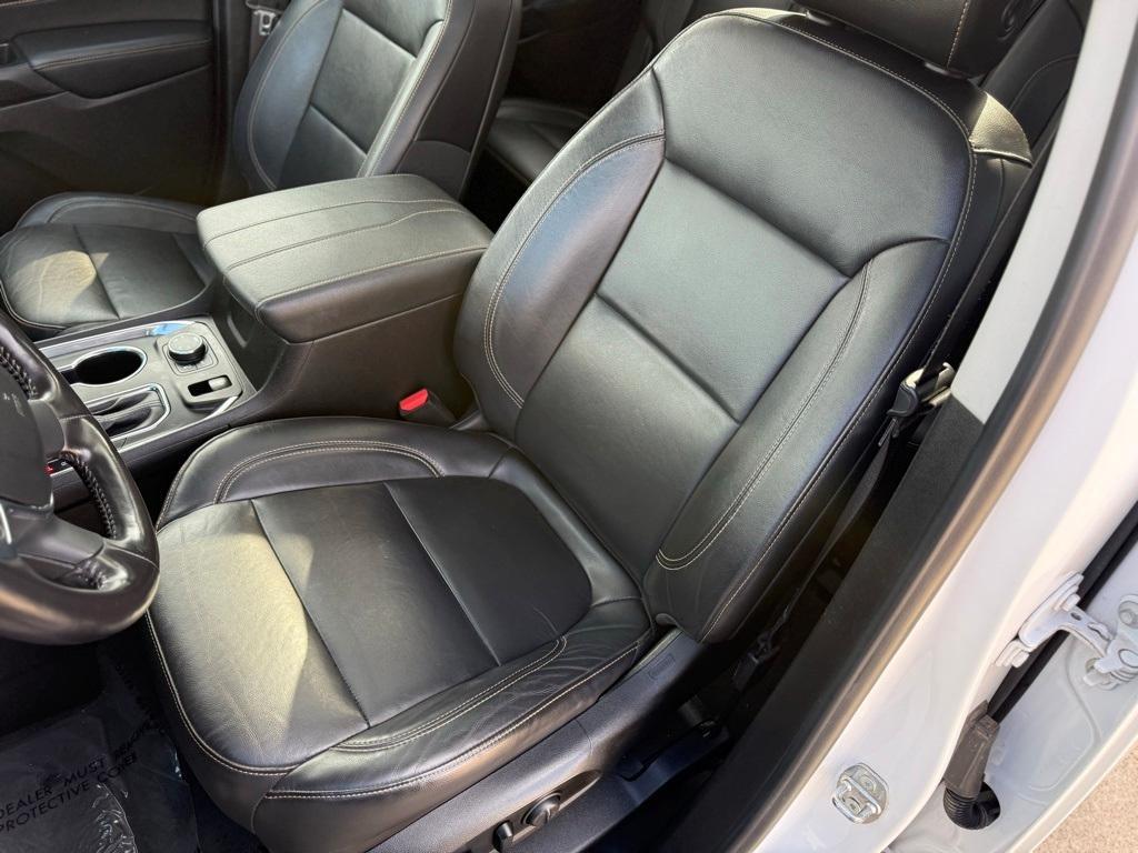 used 2021 Chevrolet Traverse car, priced at $23,225