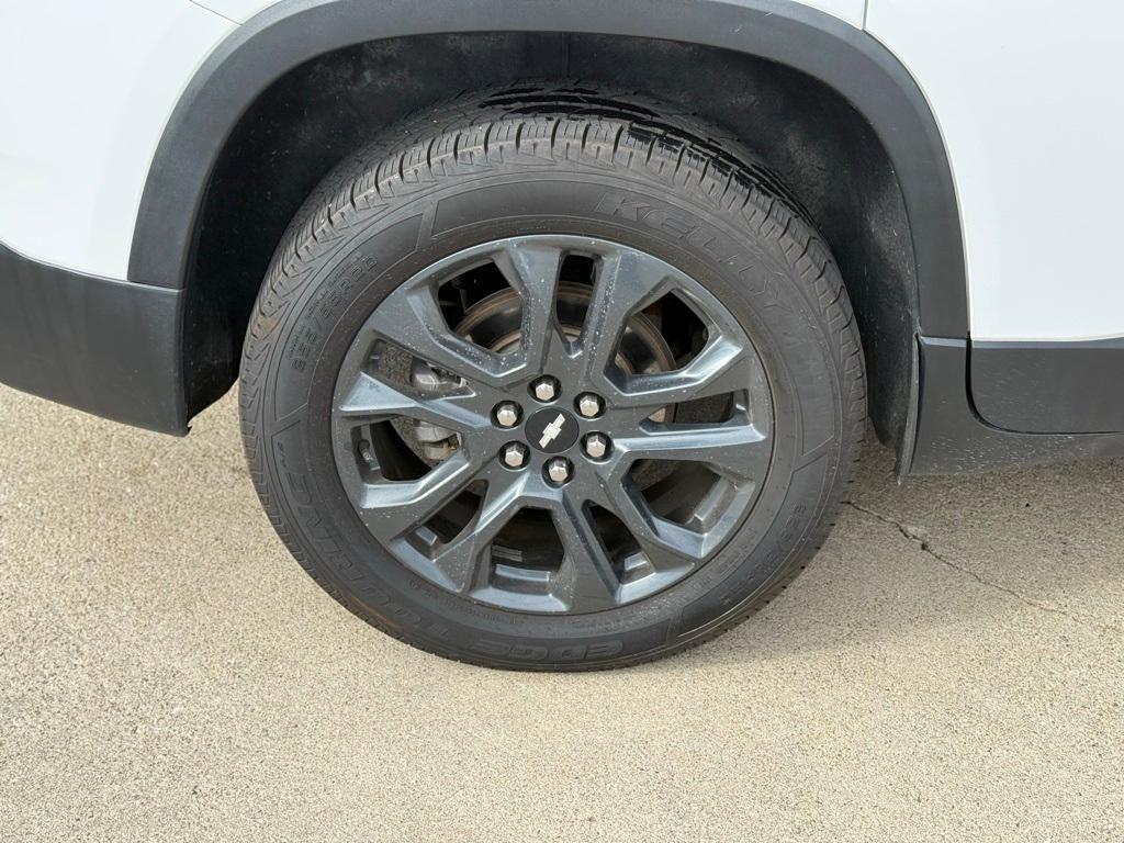 used 2021 Chevrolet Traverse car, priced at $23,225