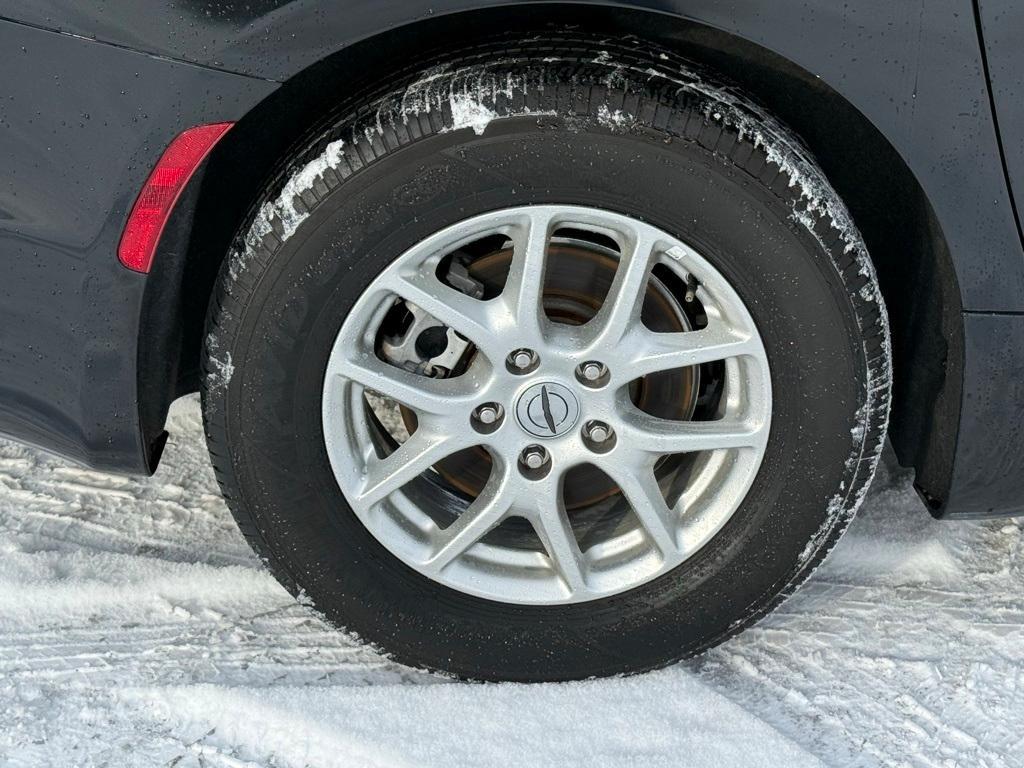 used 2022 Chrysler Pacifica car, priced at $23,511