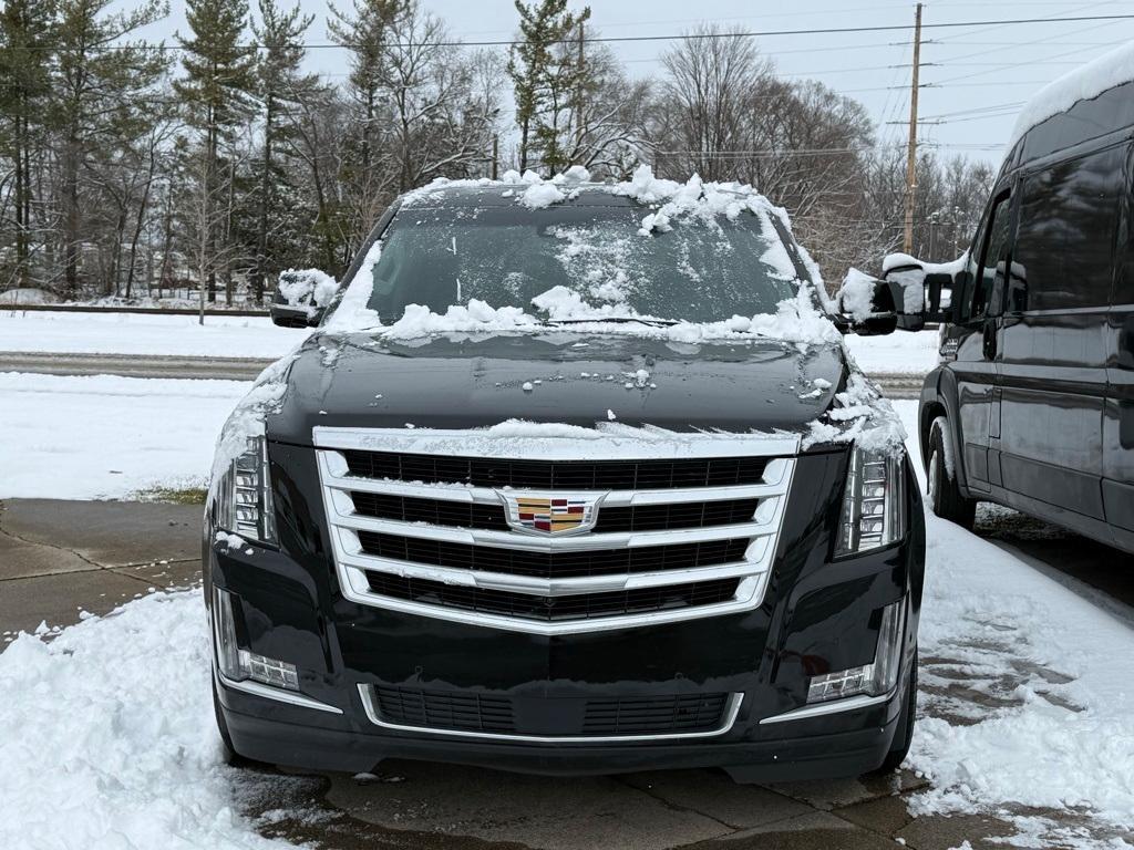 used 2018 Cadillac Escalade ESV car, priced at $34,884