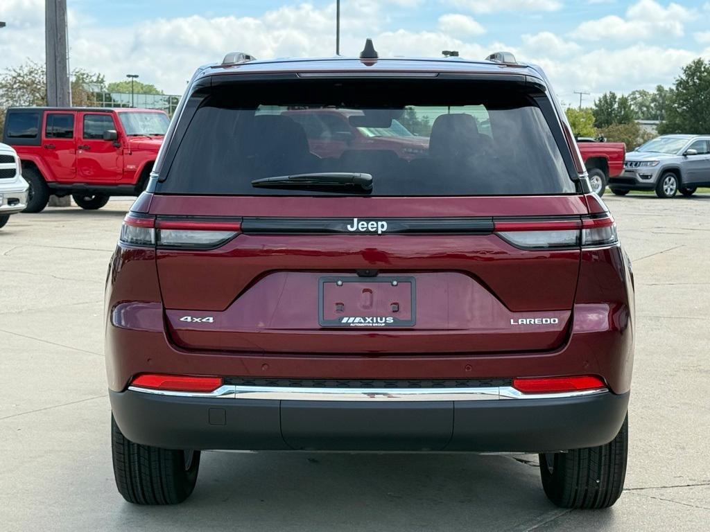 new 2025 Jeep Grand Cherokee car, priced at $42,915