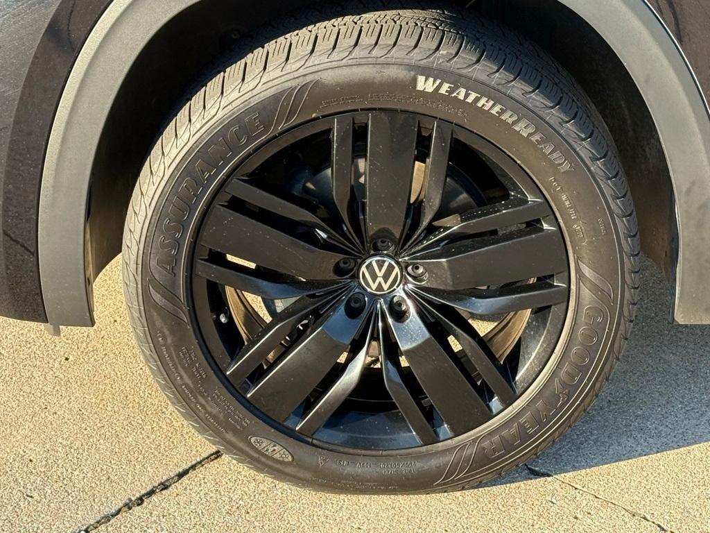 used 2021 Volkswagen Atlas Cross Sport car, priced at $24,881