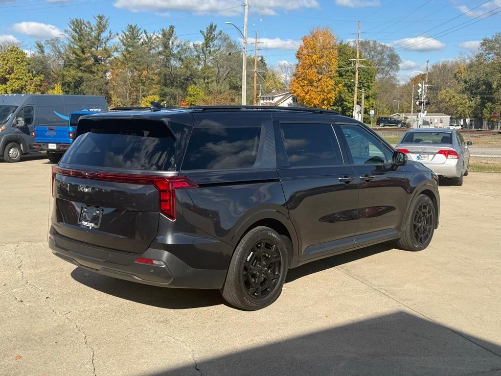 used 2025 Kia Carnival car, priced at $41,899