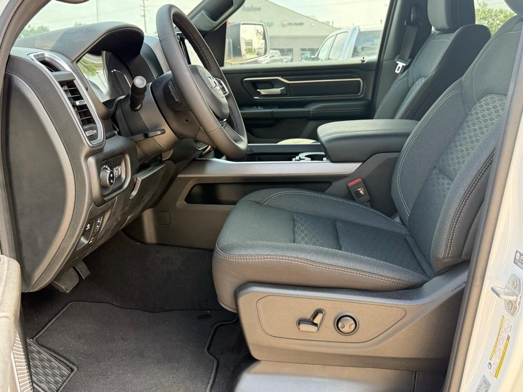 new 2025 Ram 1500 car, priced at $57,971