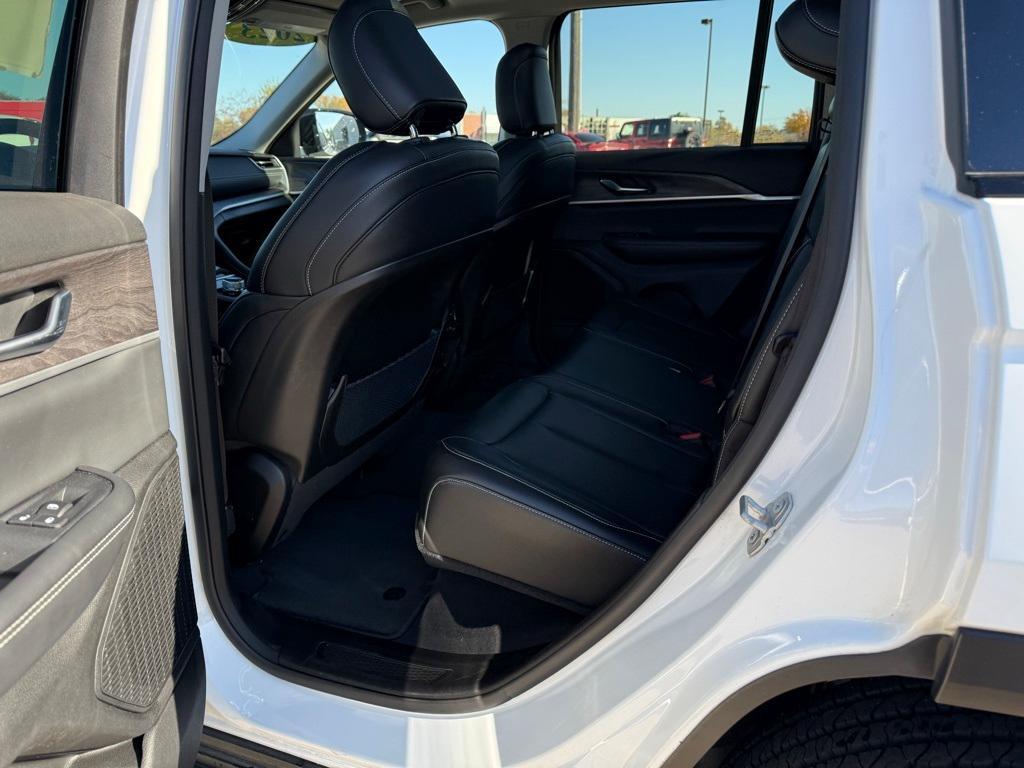 used 2023 Jeep Grand Cherokee car, priced at $30,276