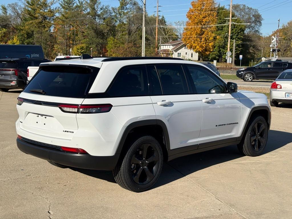 used 2023 Jeep Grand Cherokee car, priced at $30,276