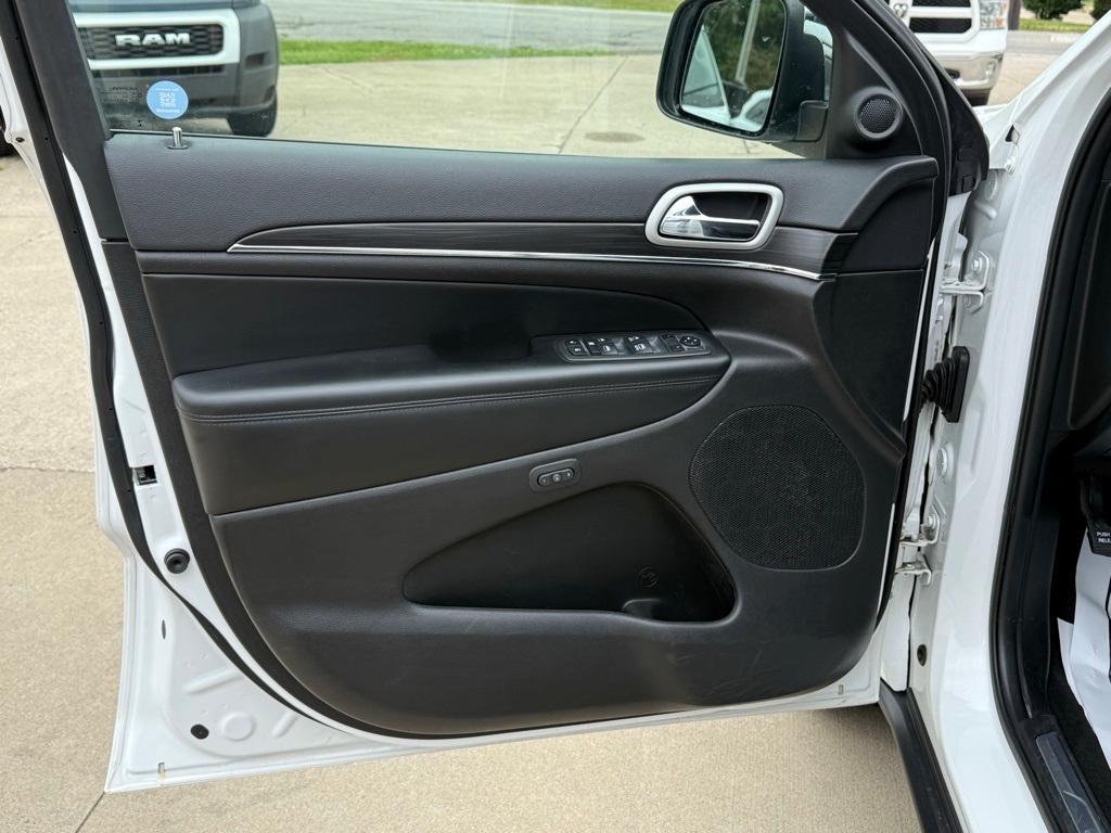 used 2022 Jeep Grand Cherokee WK car, priced at $28,325