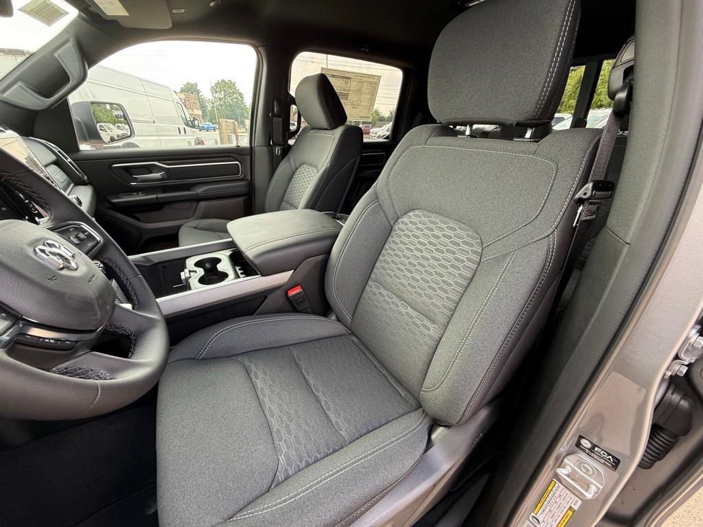 new 2025 Ram 1500 car, priced at $58,643