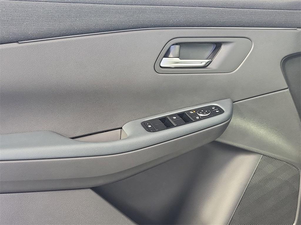 new 2026 Nissan Leaf car, priced at $37,555