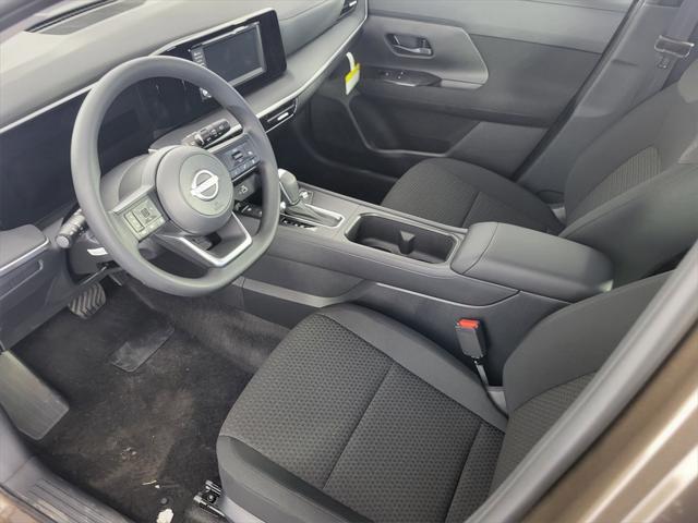 new 2025 Nissan Kicks car, priced at $24,718