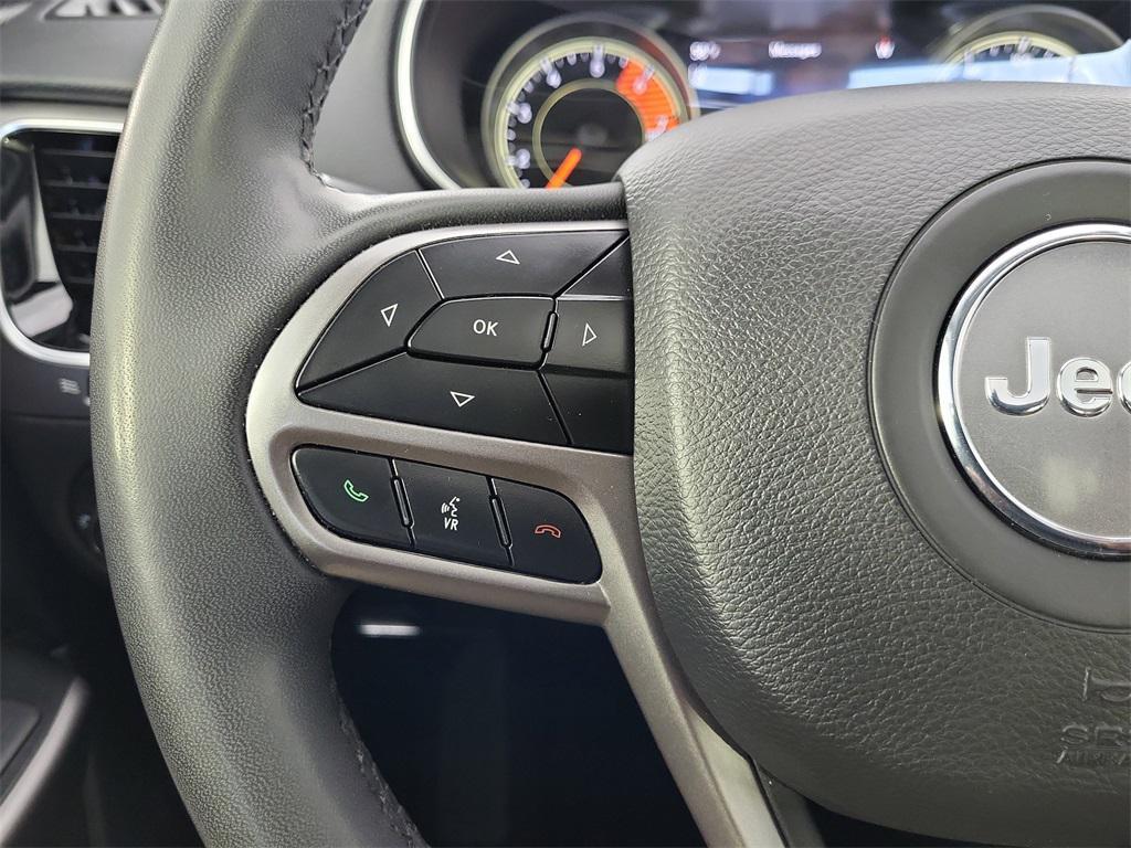 used 2022 Jeep Cherokee car, priced at $25,300