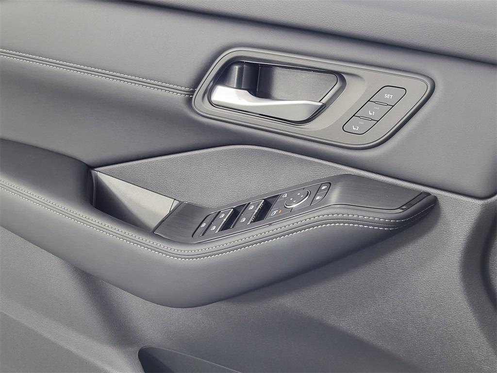 new 2025 Nissan Rogue car, priced at $40,646