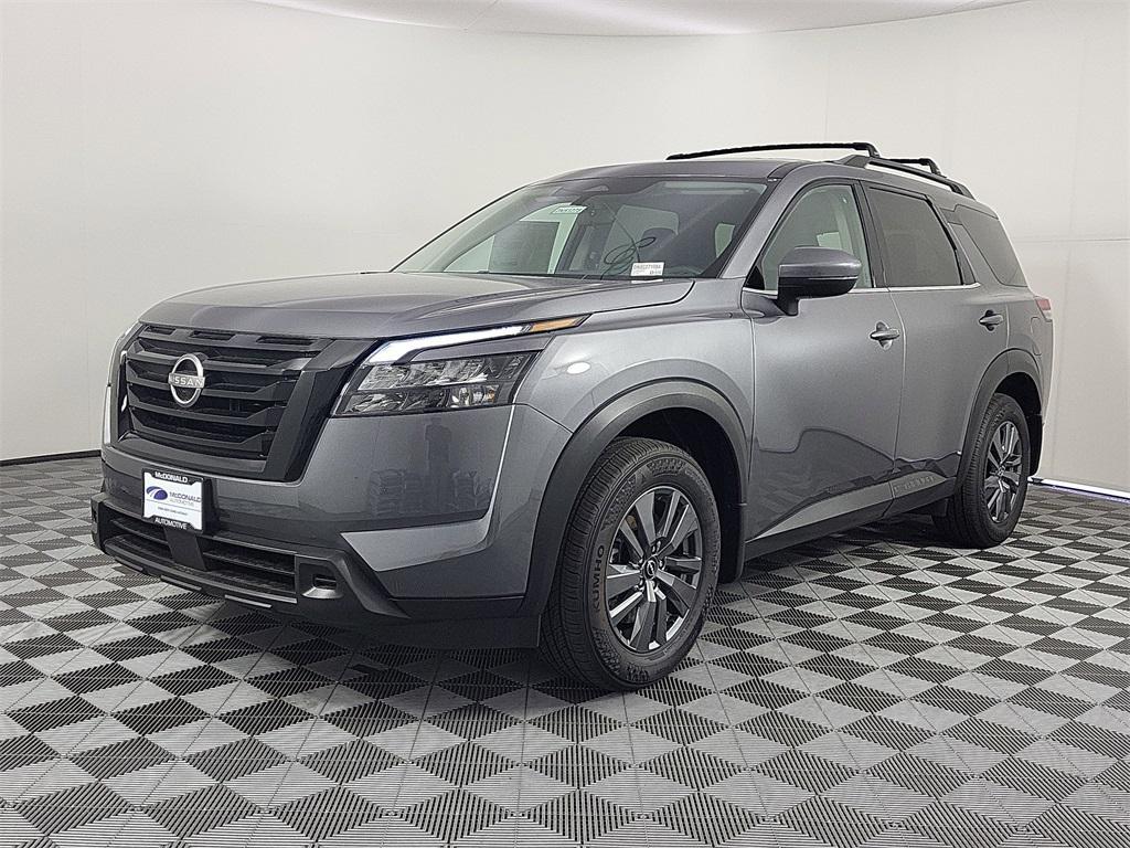 new 2025 Nissan Pathfinder car, priced at $43,074