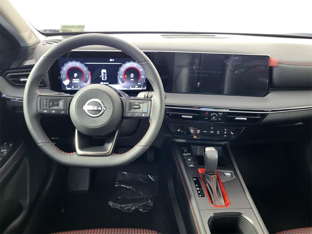 new 2025 Nissan Kicks car, priced at $31,699