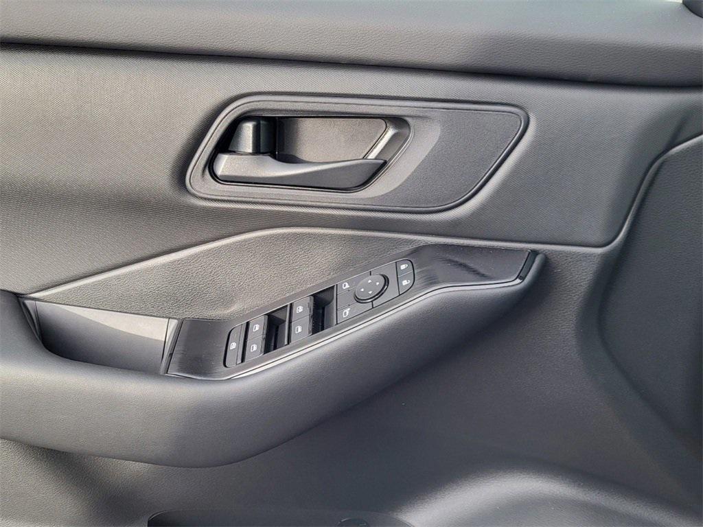 new 2025 Nissan Rogue car, priced at $27,414