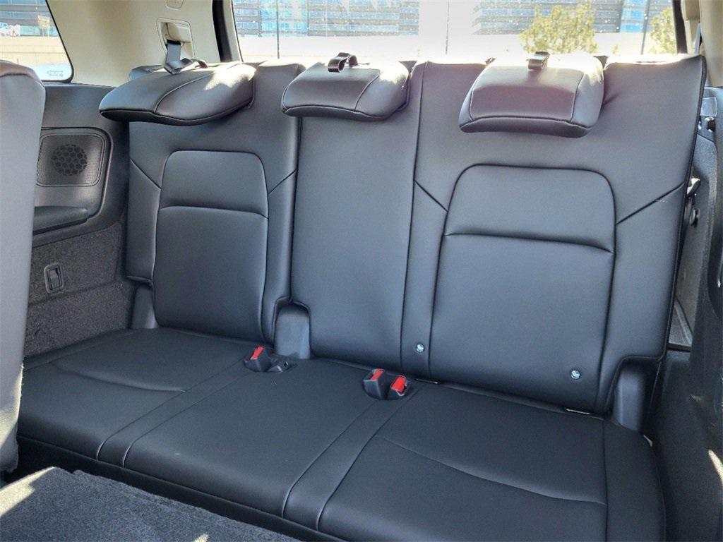 new 2025 Nissan Pathfinder car, priced at $52,630