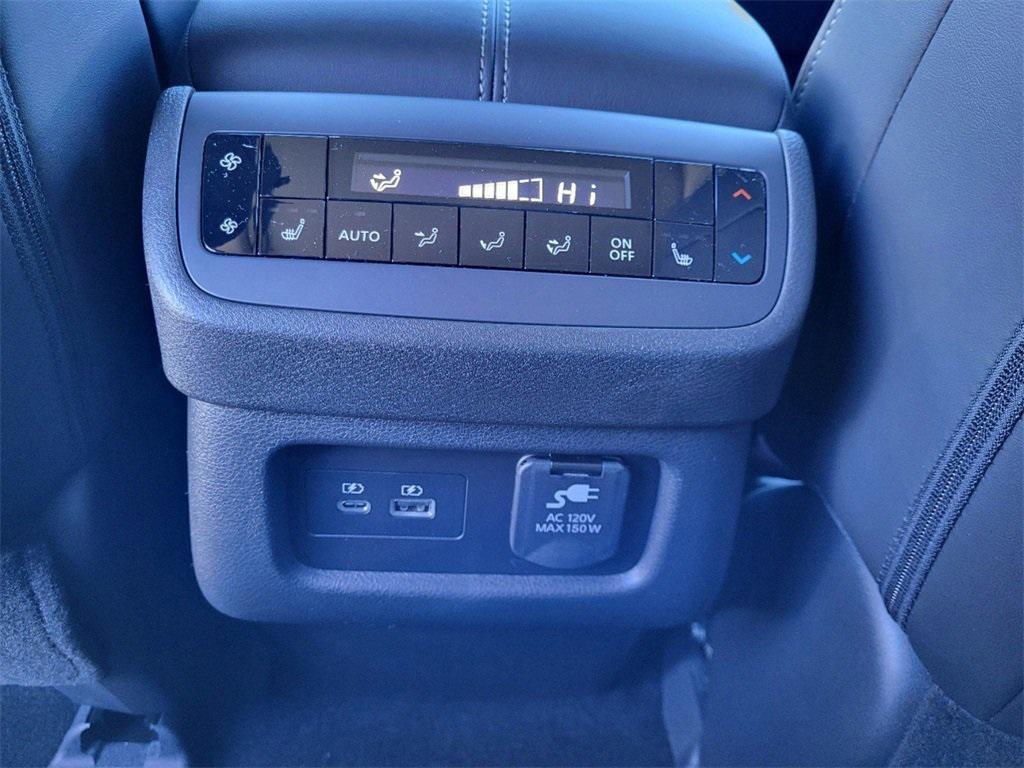 new 2025 Nissan Pathfinder car, priced at $52,630