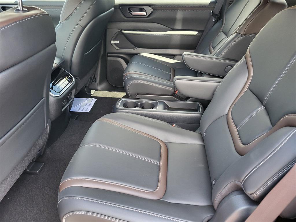 new 2025 Nissan Armada car, priced at $70,240