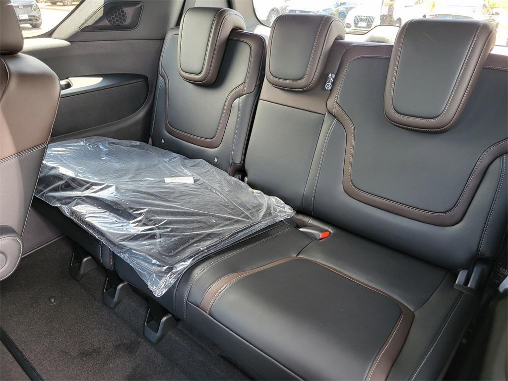 new 2025 Nissan Armada car, priced at $70,240