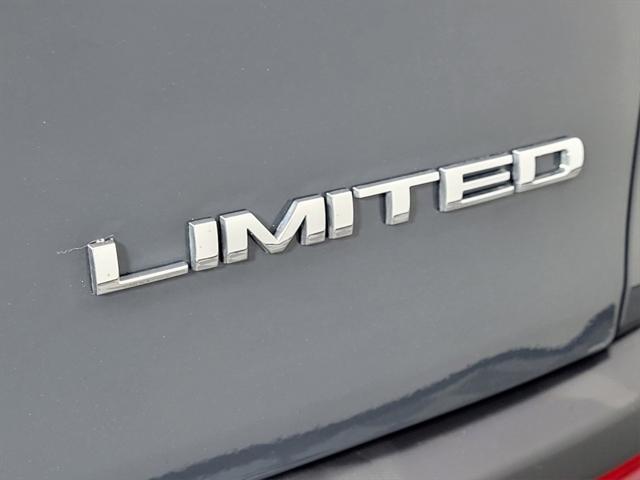 used 2018 Jeep Cherokee car, priced at $14,620